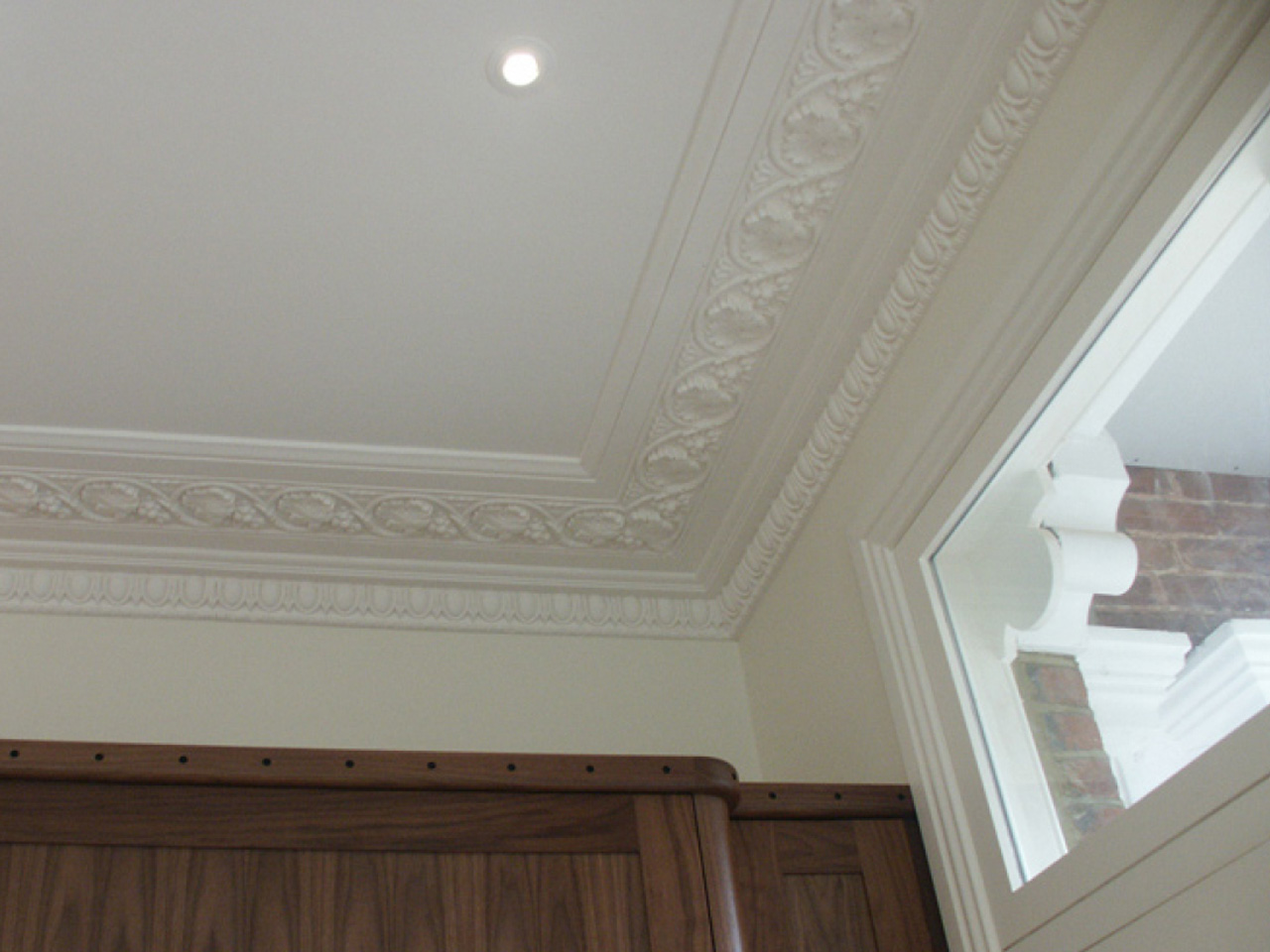 Wandsworth Plaster Coving Cornice & Ceiling Roses